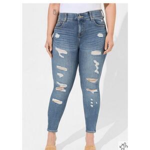 Torrid Bombshell Women’s Size 18 Short Skinny High-Rise Destructed Jeans Blue
